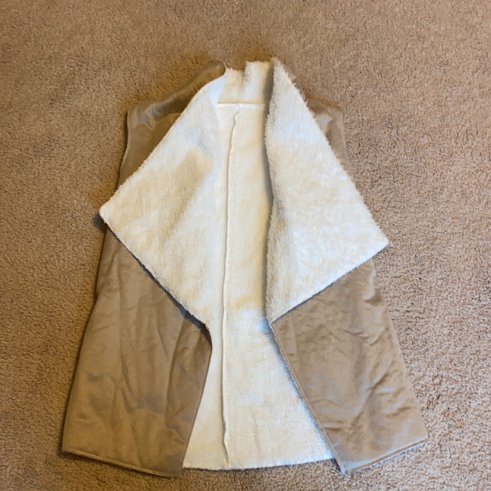 SHEIN vest
